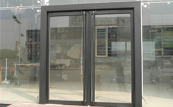 西宁玻璃地弹门