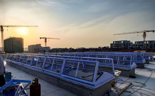 消防西宁排烟窗工作原理