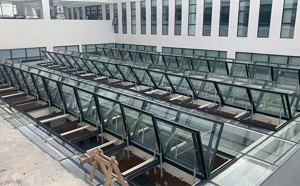 百安科技有限公司近期西宁排烟窗项目案例分享 百安科技有限公司近期西宁排烟窗项目案例分享